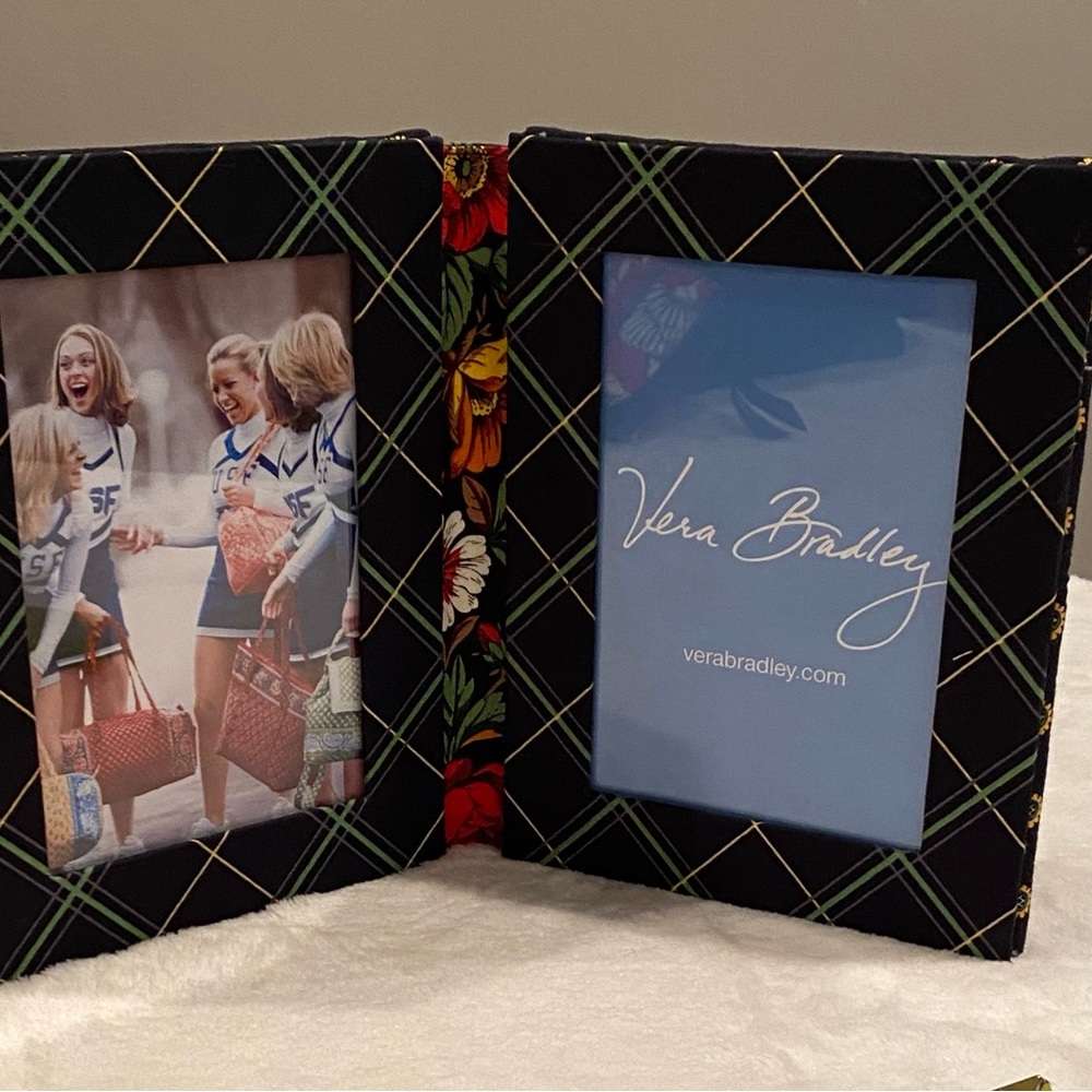 Picture frame Vera Bradley.